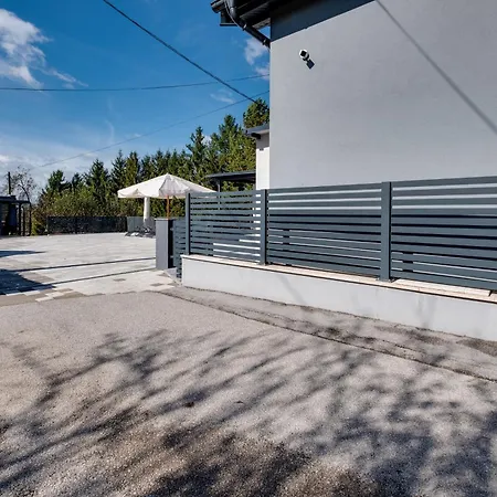 Willa Relax House Marokis Karlovac Zewnętrze zdjęcie