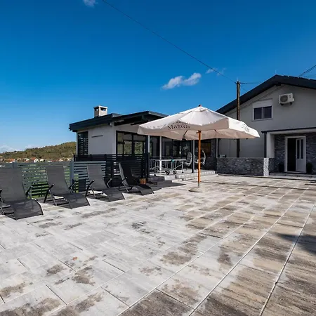 Willa Relax House Marokis Karlovac Zewnętrze zdjęcie